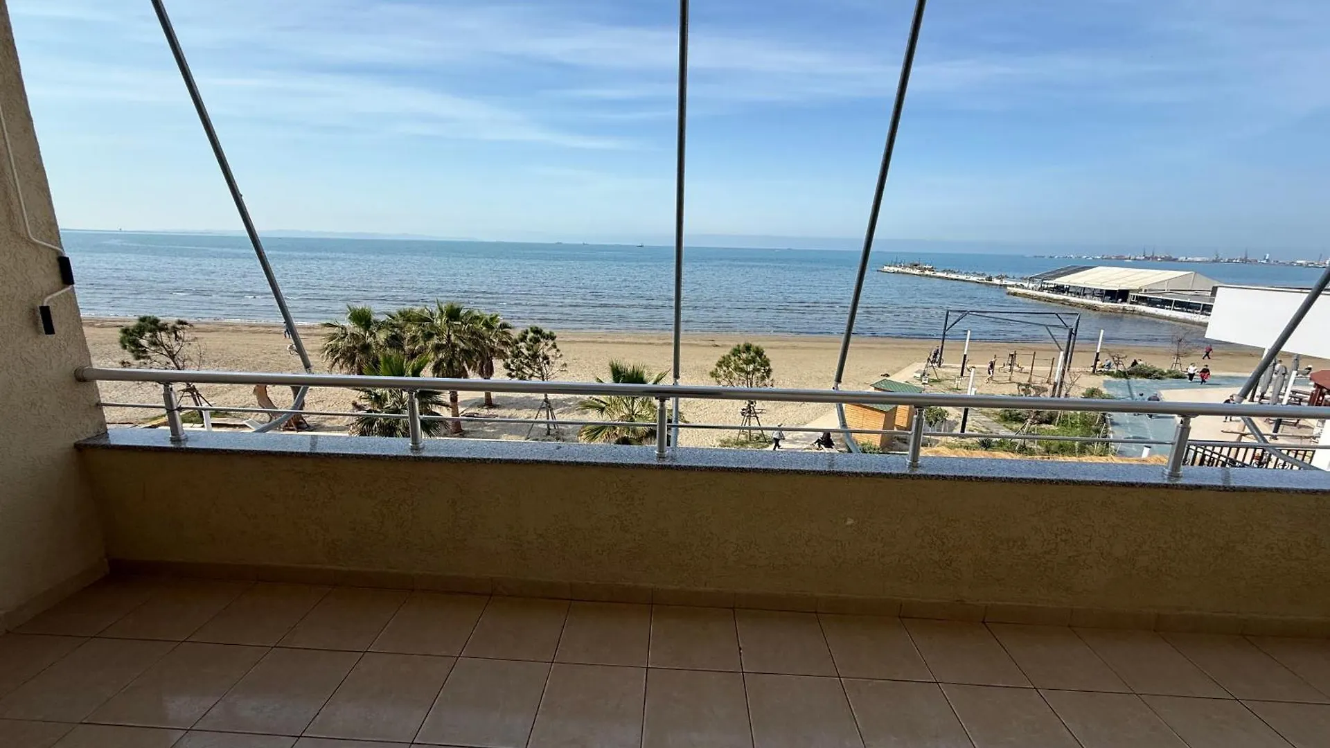 Gusti Seaview Apartments Durrës